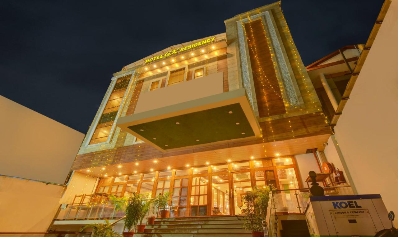 Готель Treebo G K Residency Near Dehradun Railway Station Екстер'єр фото